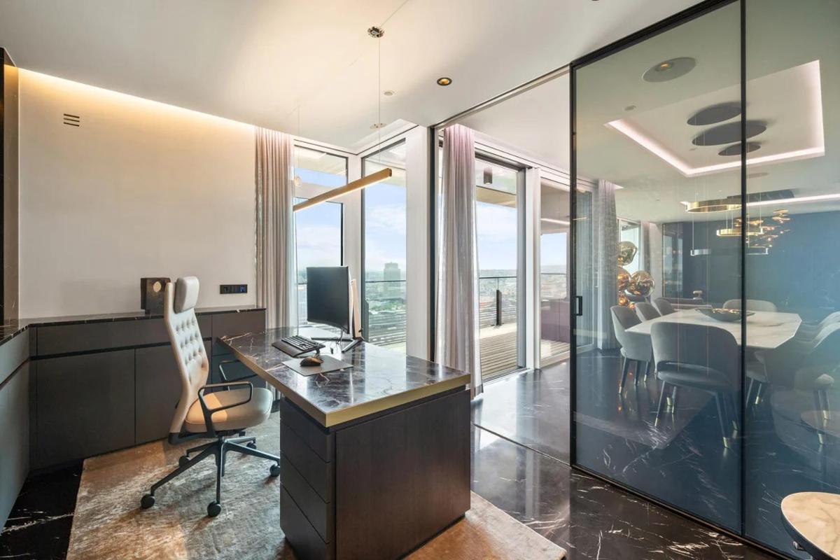 Luxurious Penthouse Triiiple Towers - What'app - 0034-656-619-782 - For Reservations! * Wien