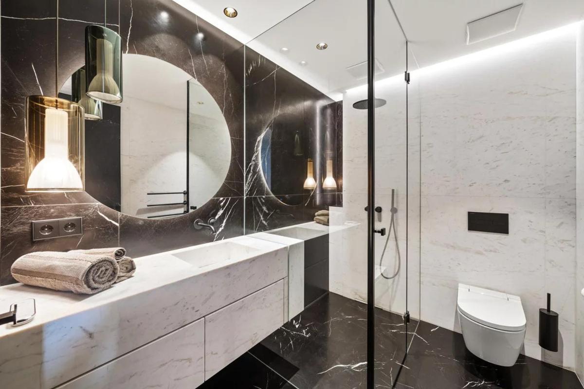 Luxurious Penthouse Triiiple Towers - What'app - 0034-656-619-782 - For Reservations! Apartment Wien